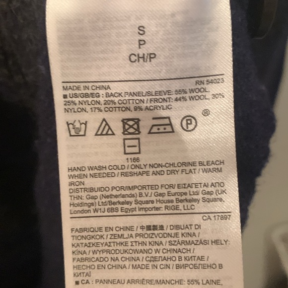 Classy Dark Blue Patterned Banana Republic Full Button Up Cardigan Wool Sweater - Picture 5 of 6